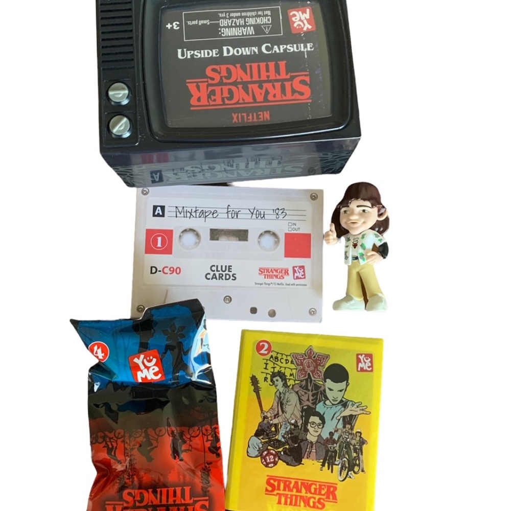 Stranger Things Dustin Upside Down Capsule Figure